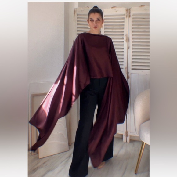 Zara Tops - Zara flowing satin cape